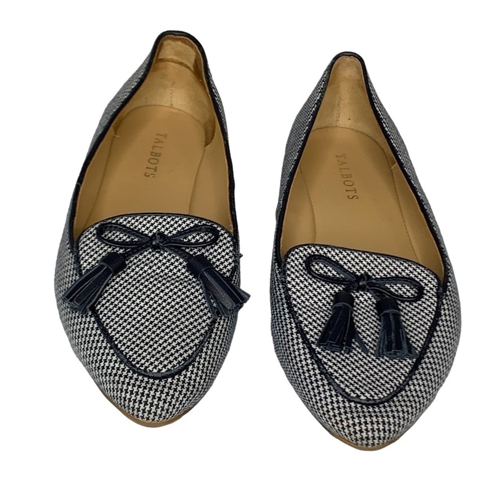 Talbots‎ navy and white houndstooth driving flat with tassels. Size 9M